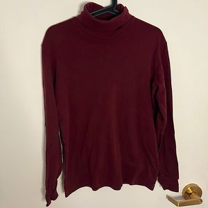 Uniqlo Cranberry Super Soft Turtleneck